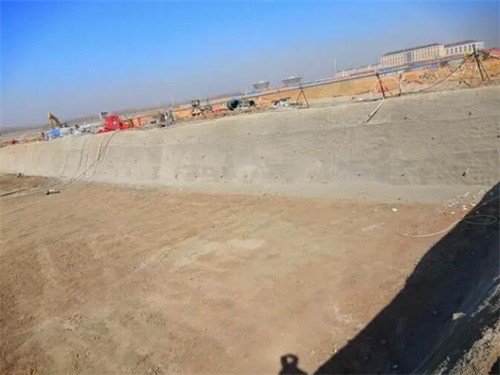 观山湖高铁桩基础建设